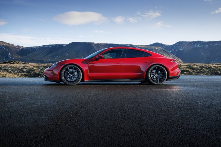 【浮浪新聞】全新 Taycan GTS 熱血登場， 同步推出全新入門四輪驅動車型 兩款全新車型：保時捷擴大第二代 Taycan 陣容 – Car 浮浪